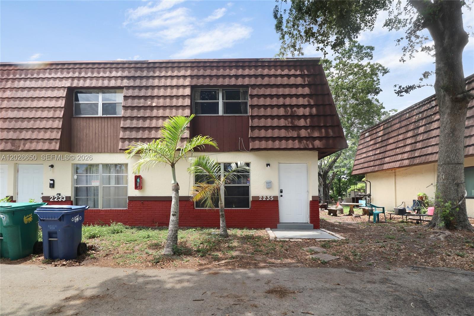 No HOA! 3 bedroom waterfront townhome • Move-in ready • Easy to show 
• Video tour available • Housing Choice Voucher tenants welcome