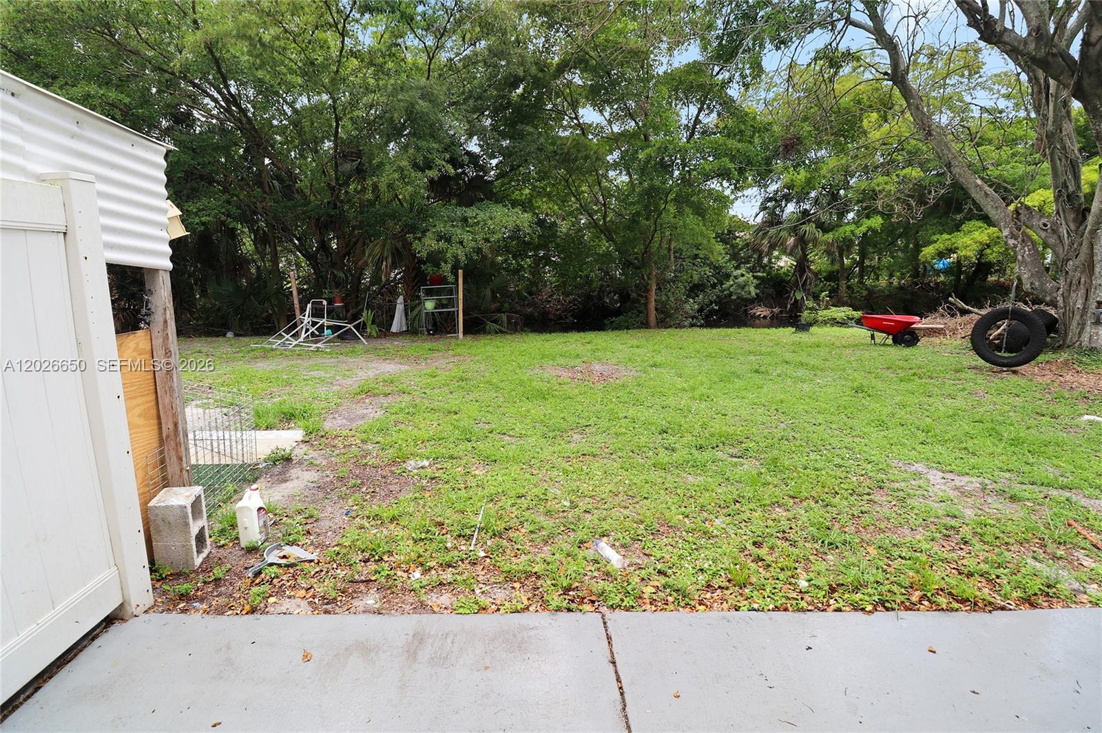 L D C ESTATES - Residential Lease