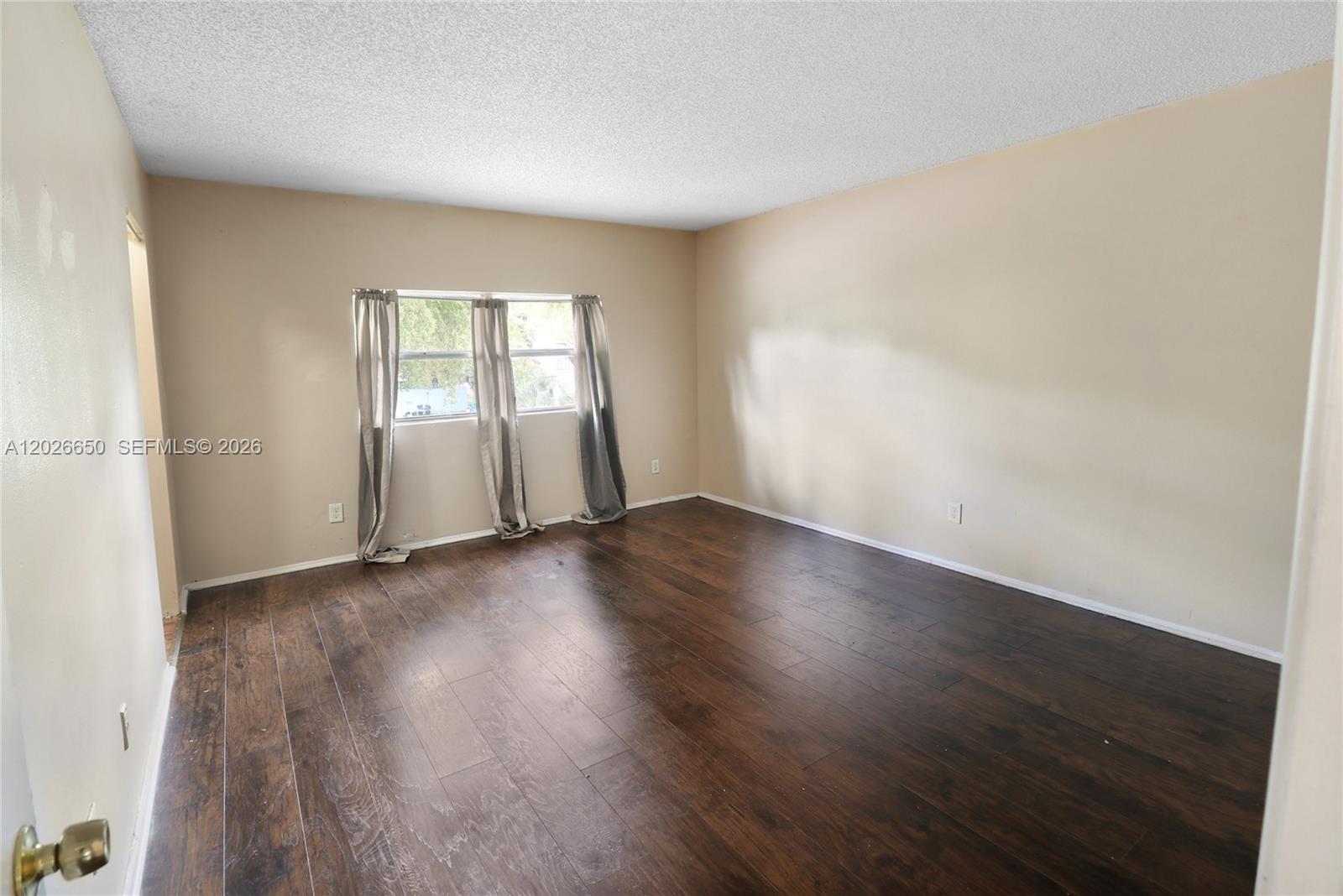 L D C ESTATES - Residential Lease