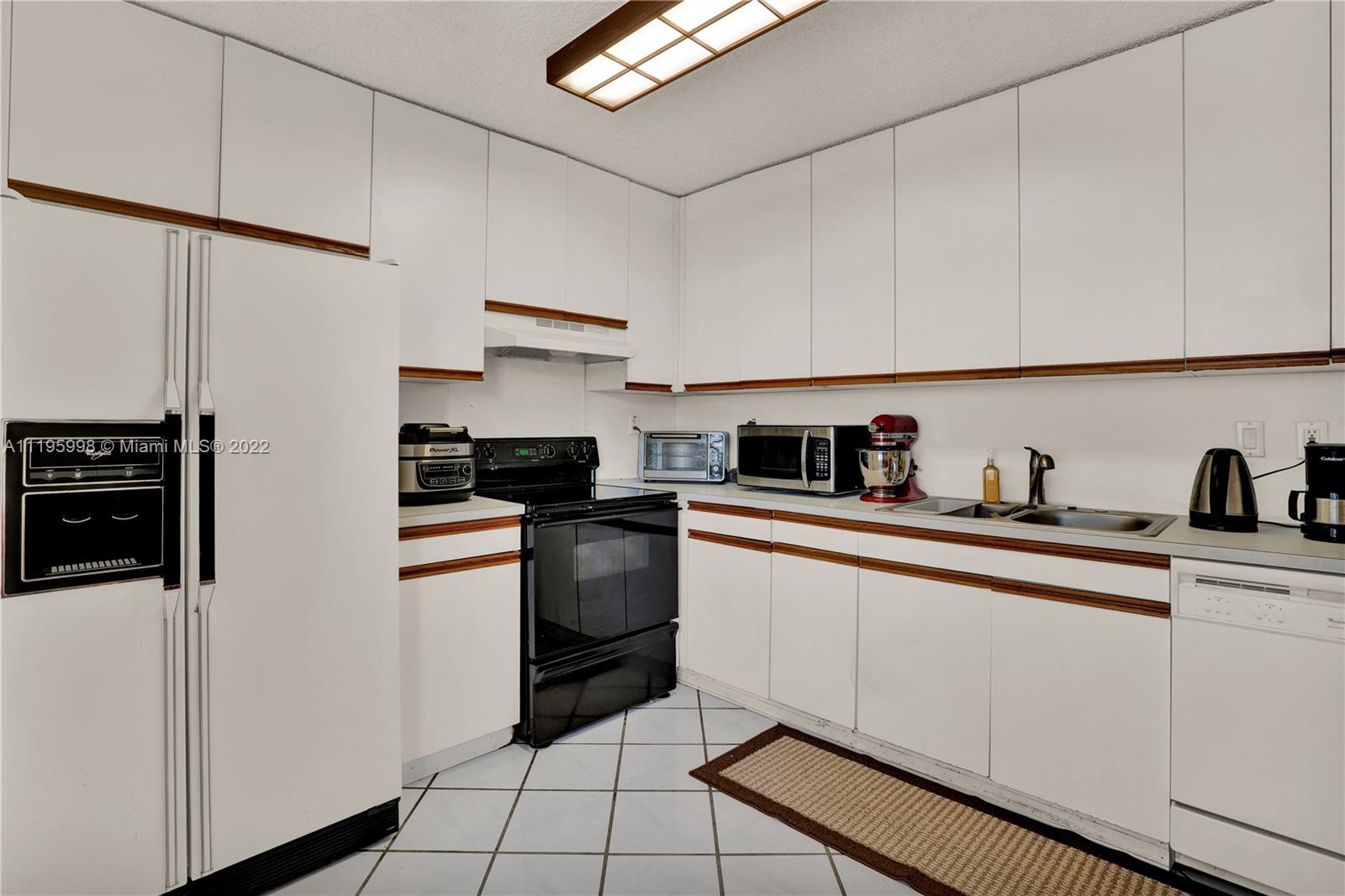 VILG HOMES COUNTRY WALK C - Residential