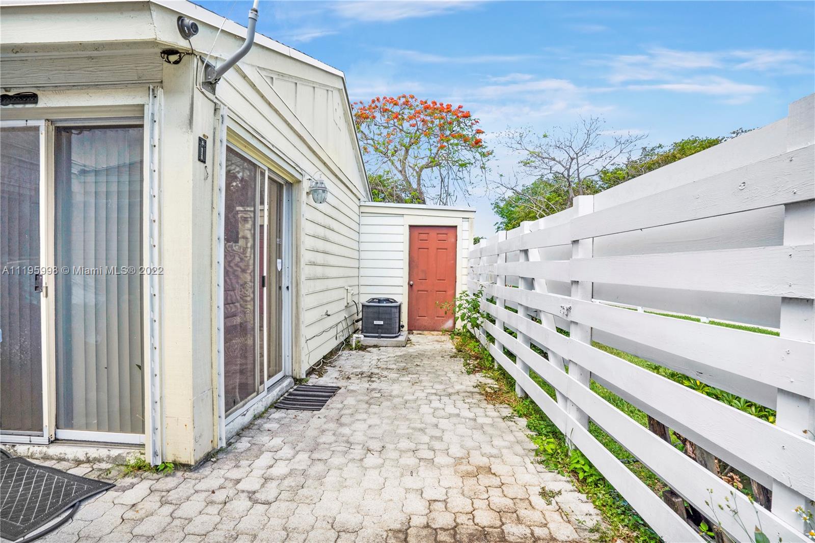 VILG HOMES COUNTRY WALK C - Residential