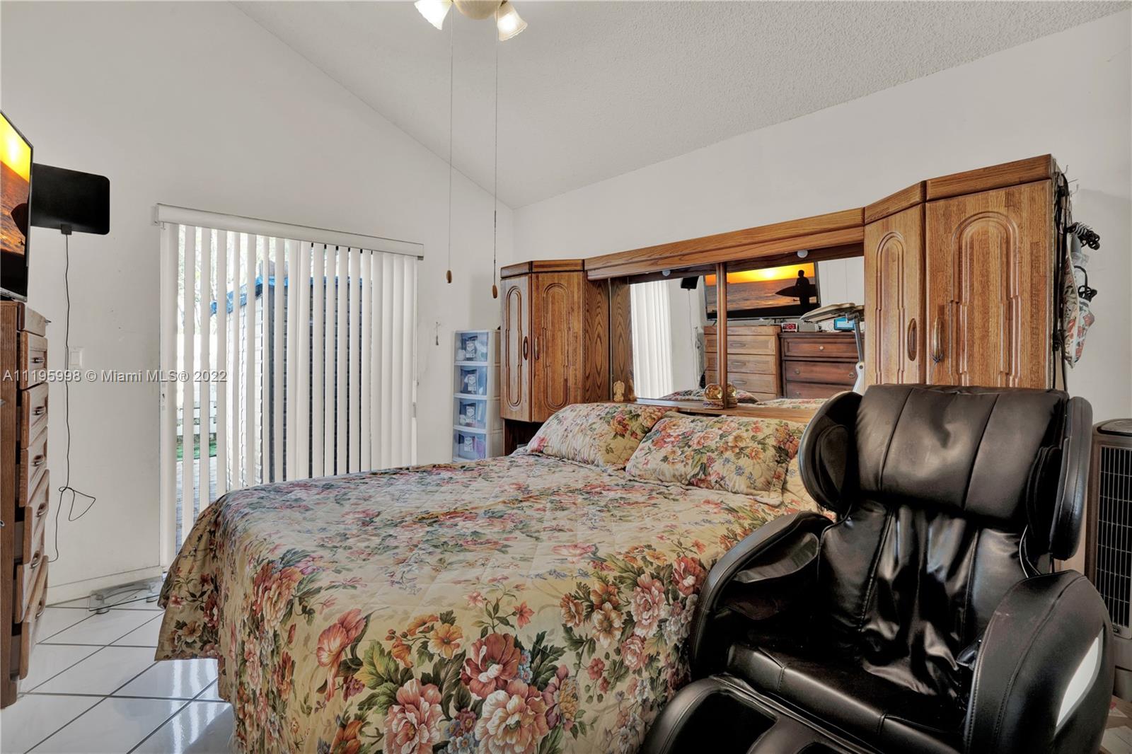 VILG HOMES COUNTRY WALK C - Residential