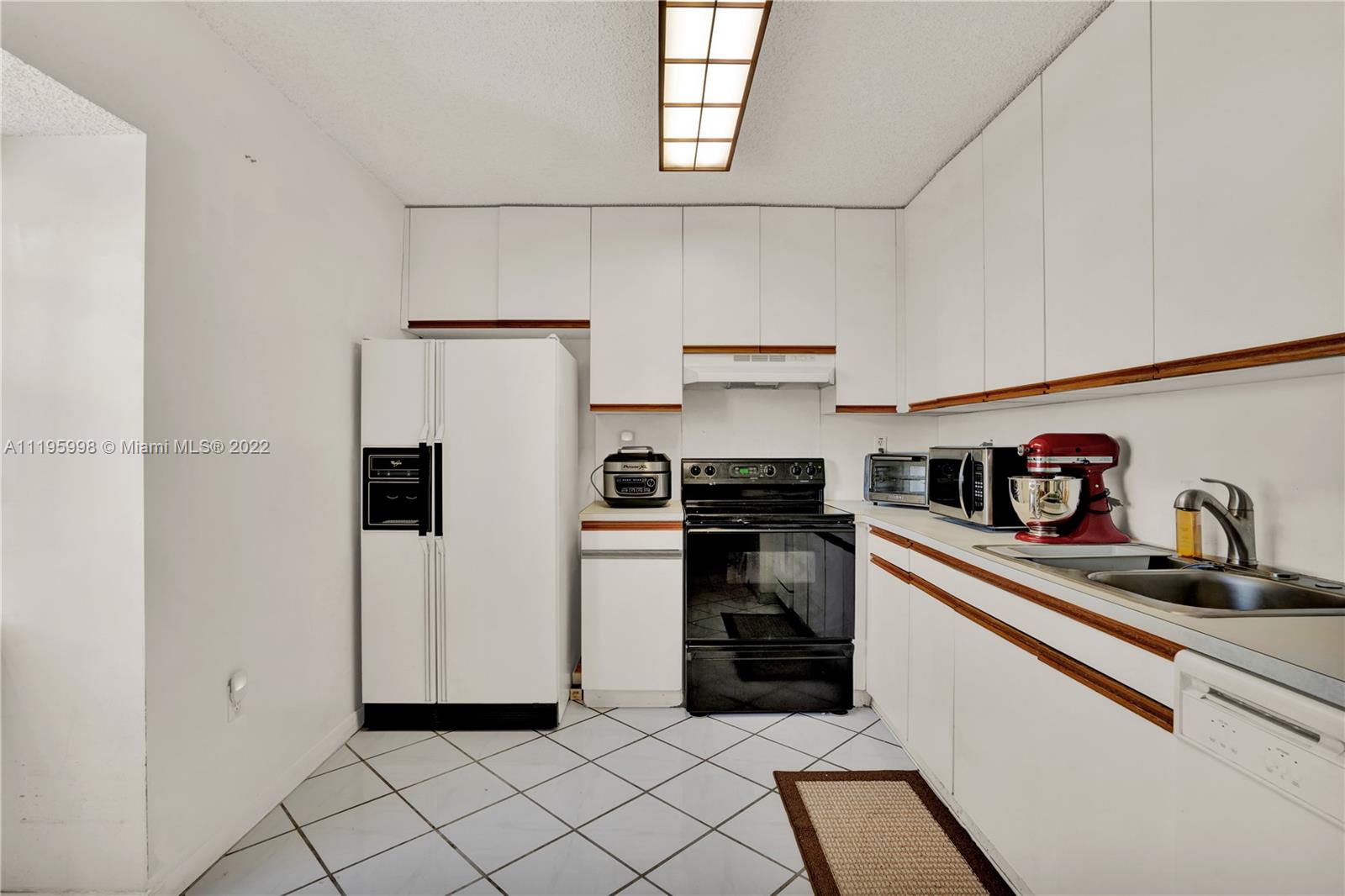 VILG HOMES COUNTRY WALK C - Residential