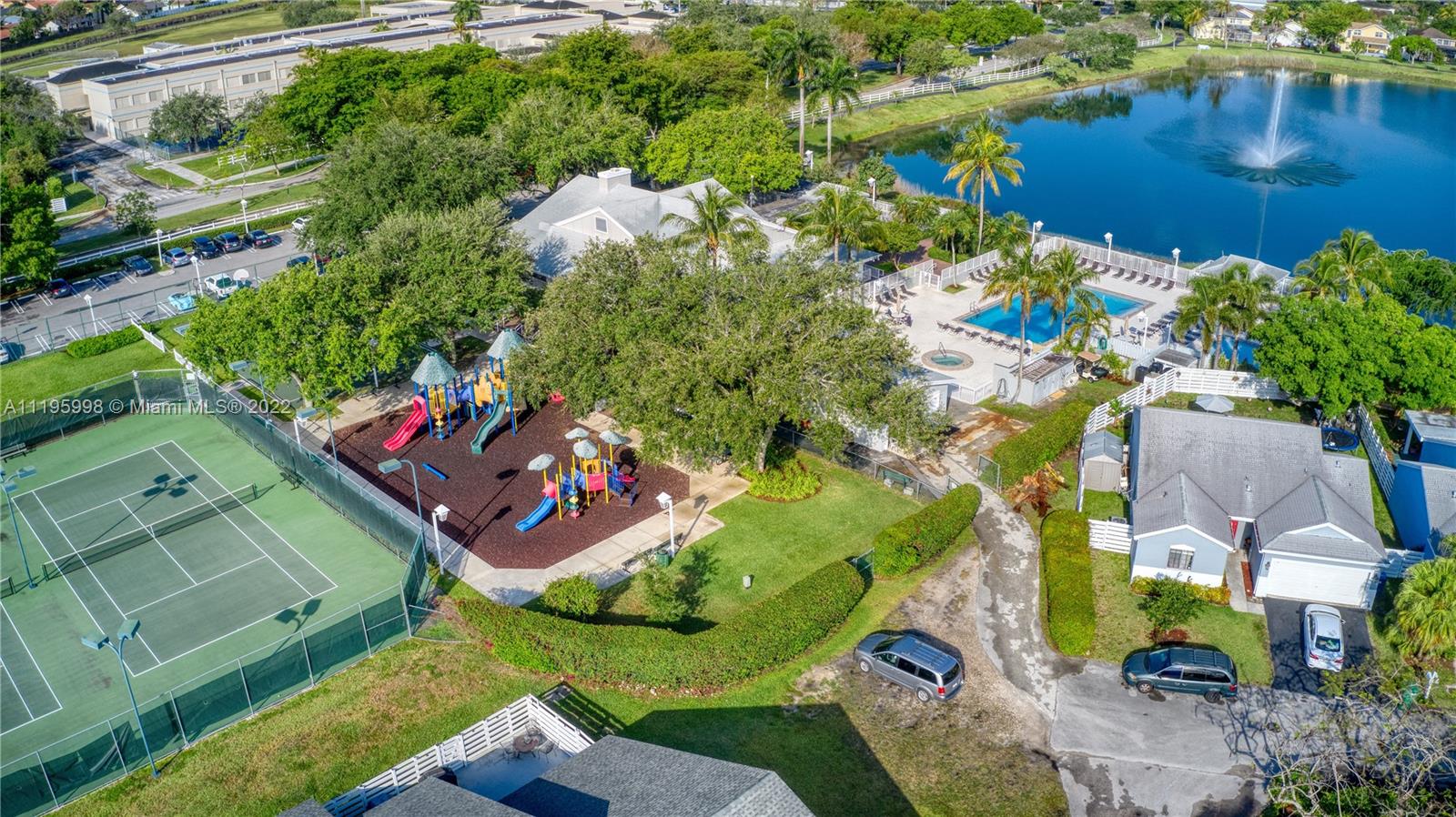 VILG HOMES COUNTRY WALK C - Residential