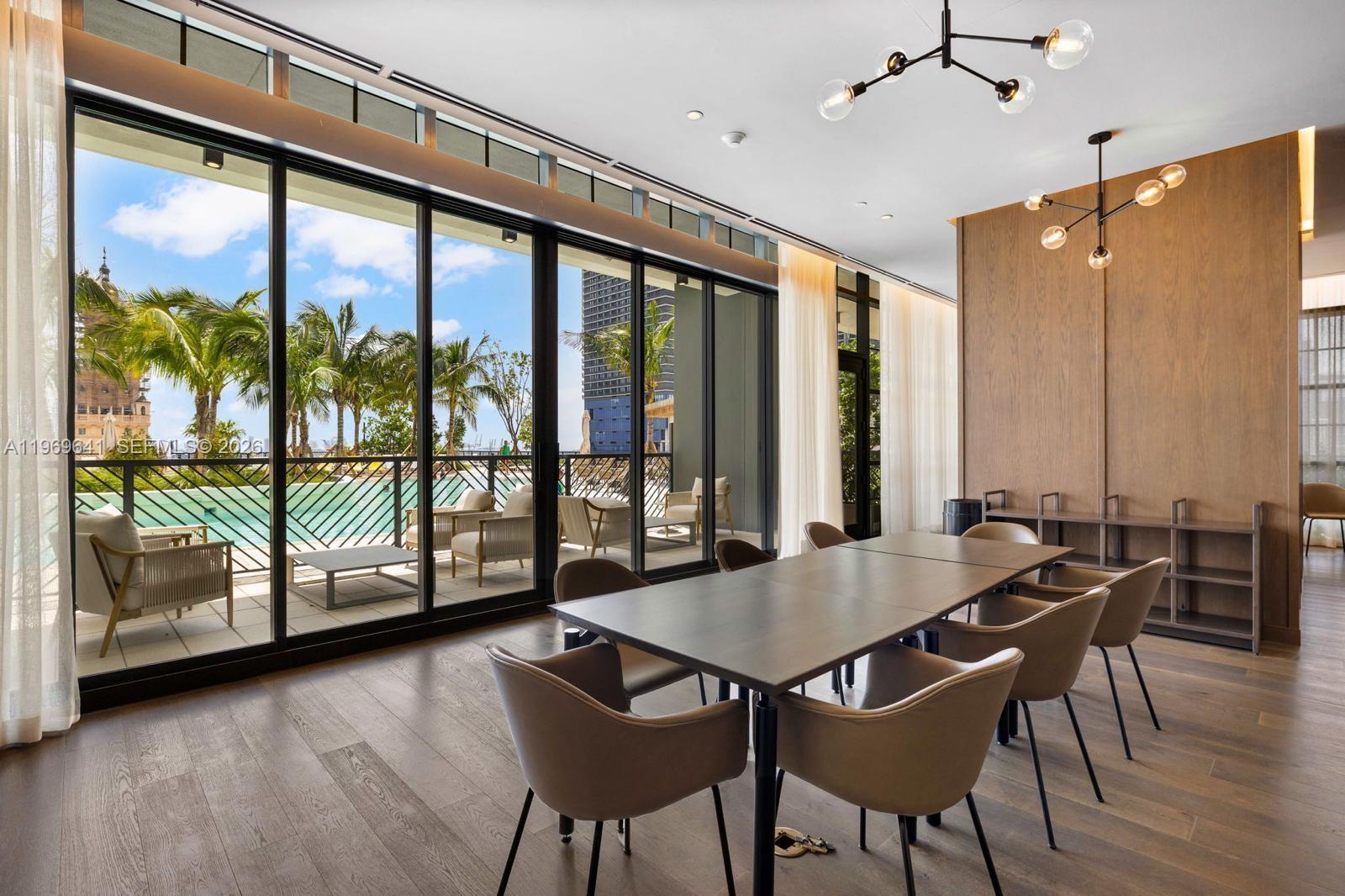NATIIVO CONDO - Residential