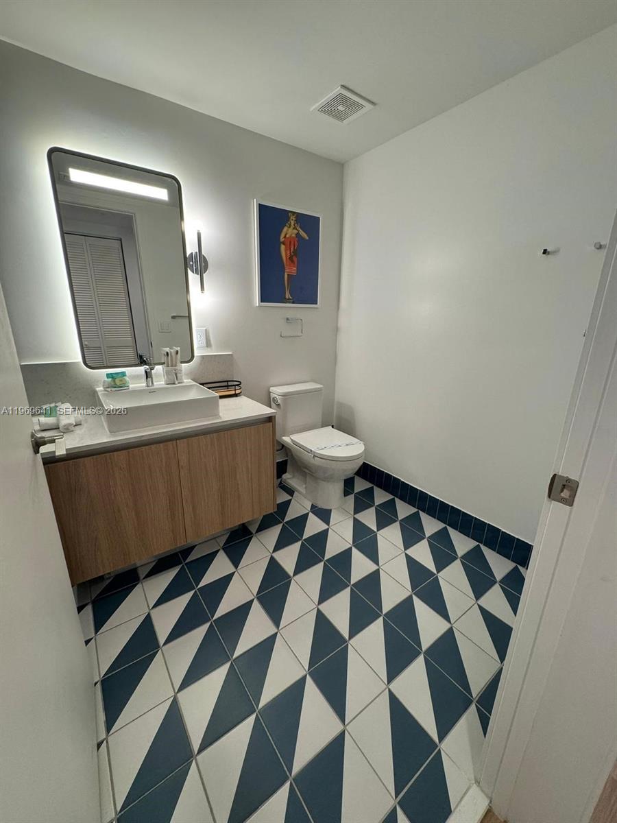 NATIIVO CONDO - Residential