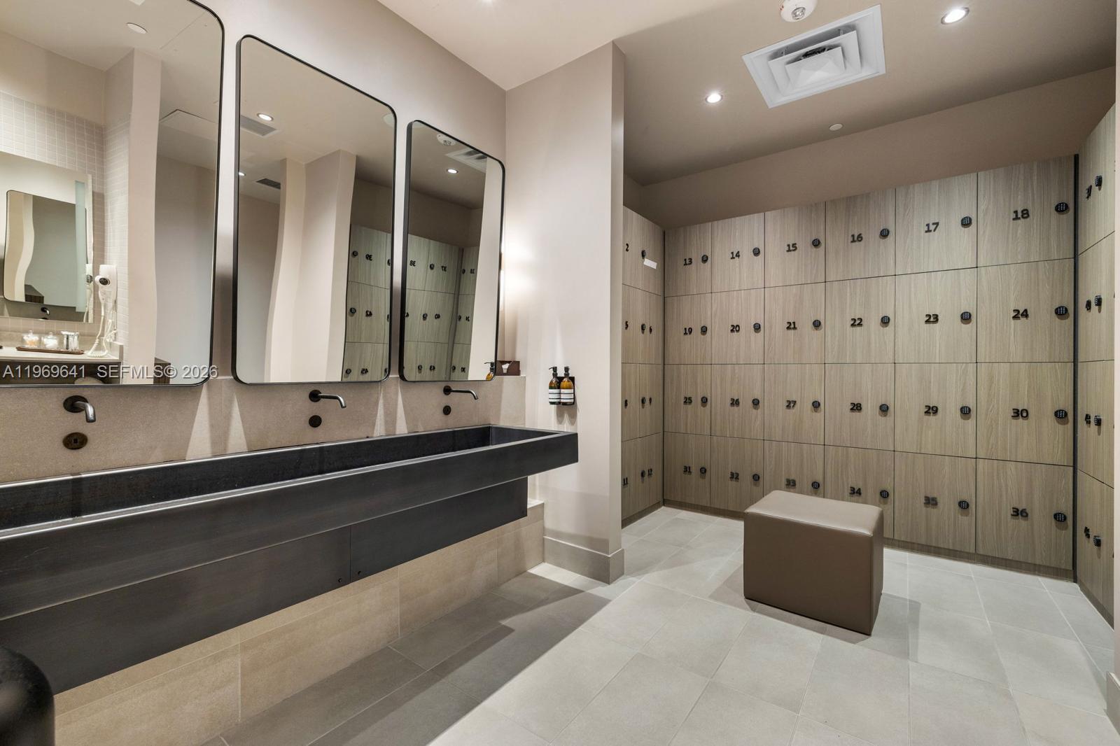 NATIIVO CONDO - Residential