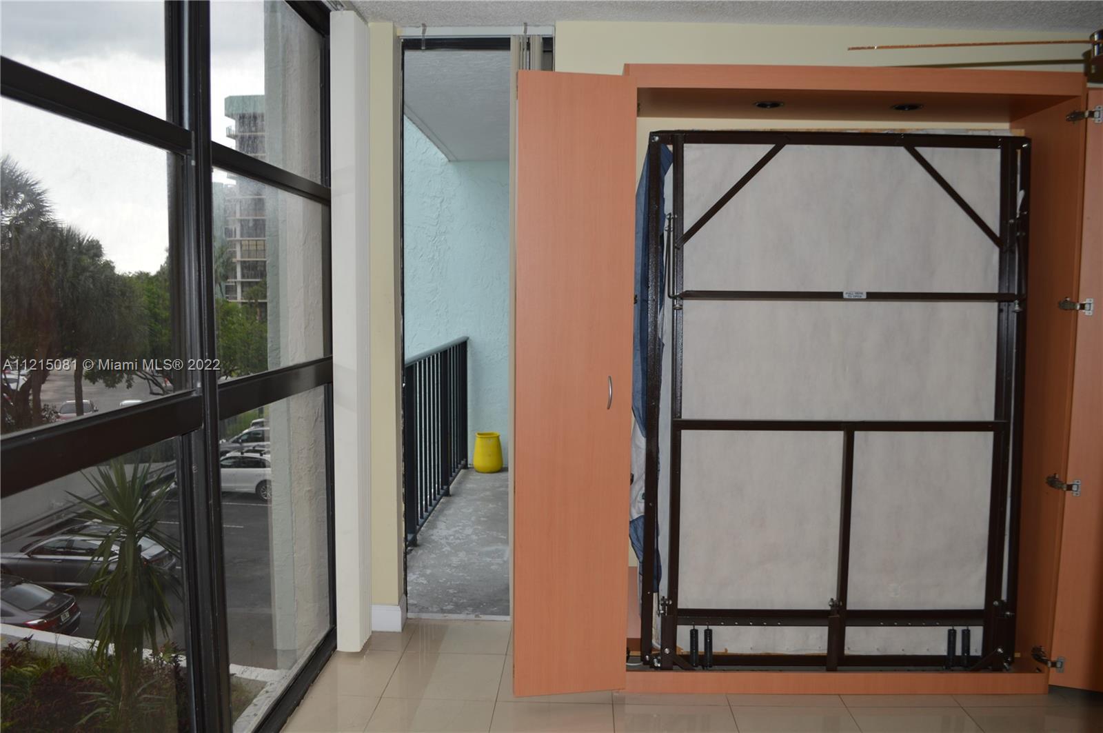 200 LESLIE CONDO F/K/A TO - Residential Lease