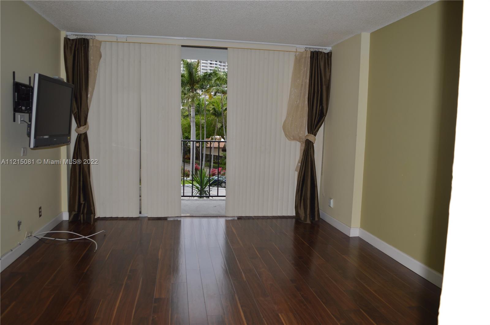 200 LESLIE CONDO F/K/A TO - Residential Lease