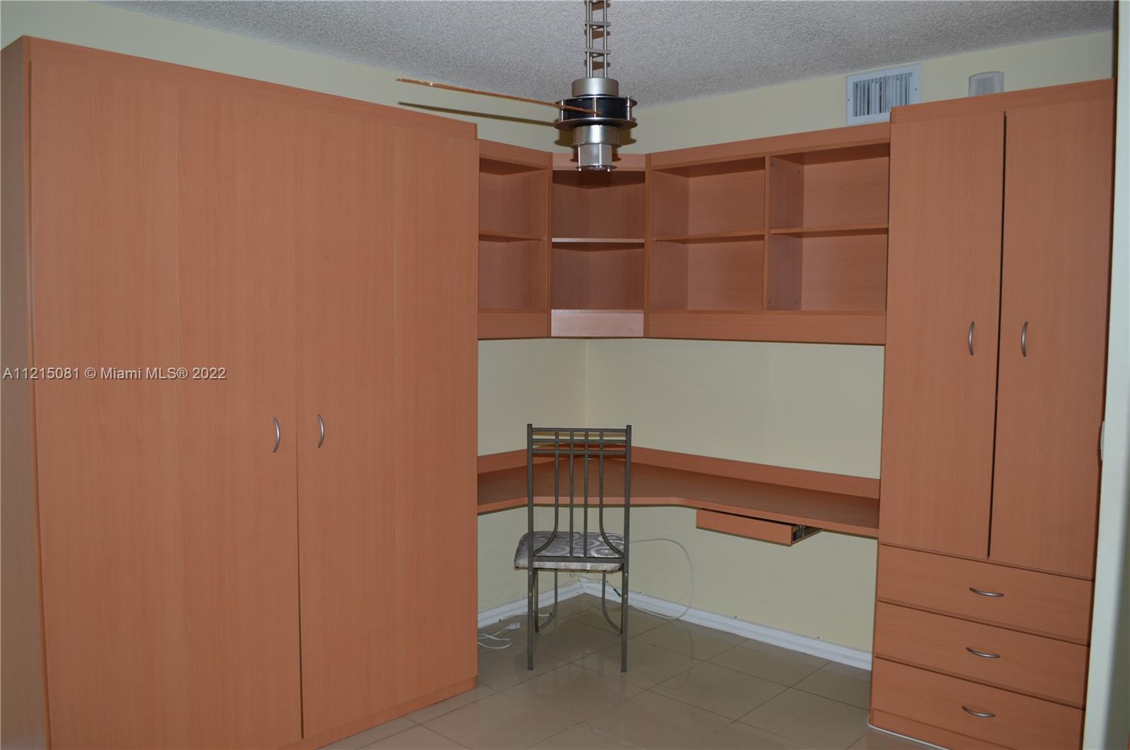 200 LESLIE CONDO F/K/A TO - Residential Lease