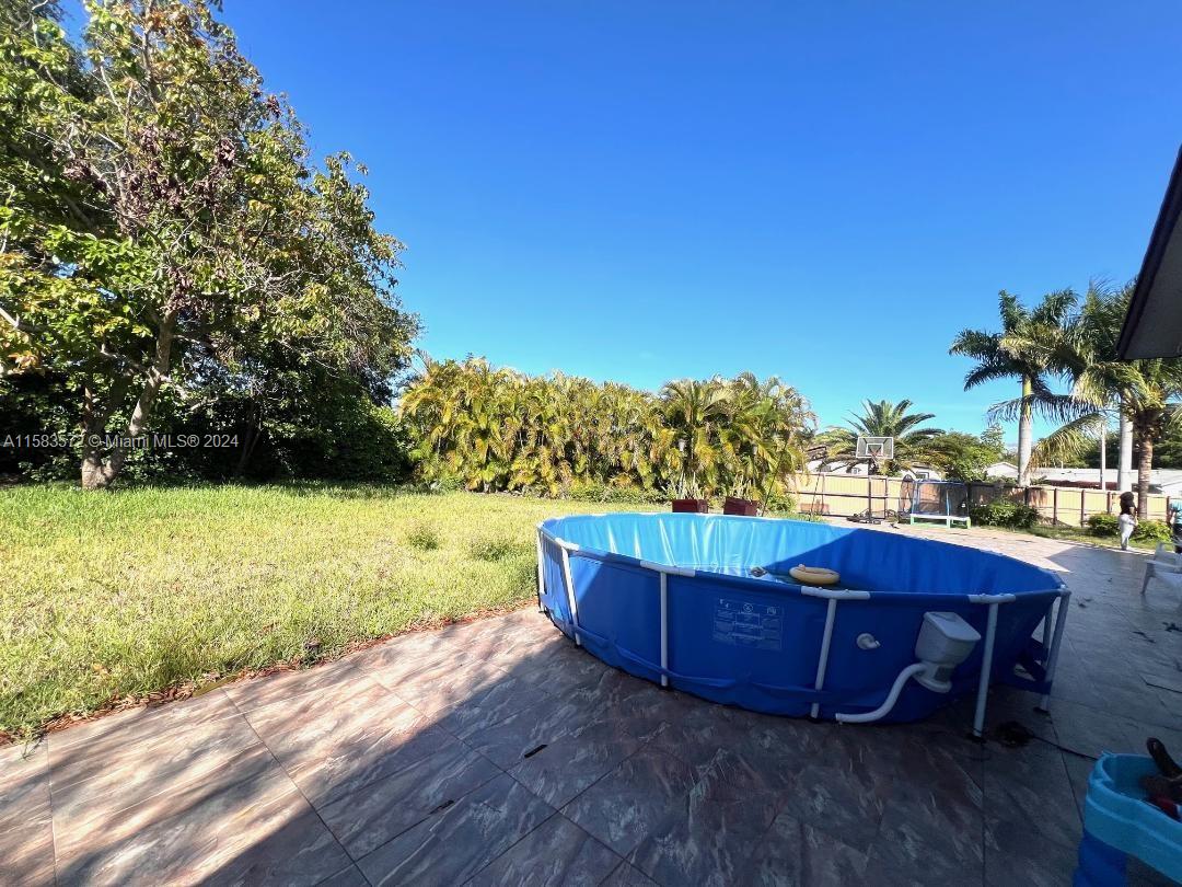 HOMESTEAD LAKES FARMLIFE - Residential Lease