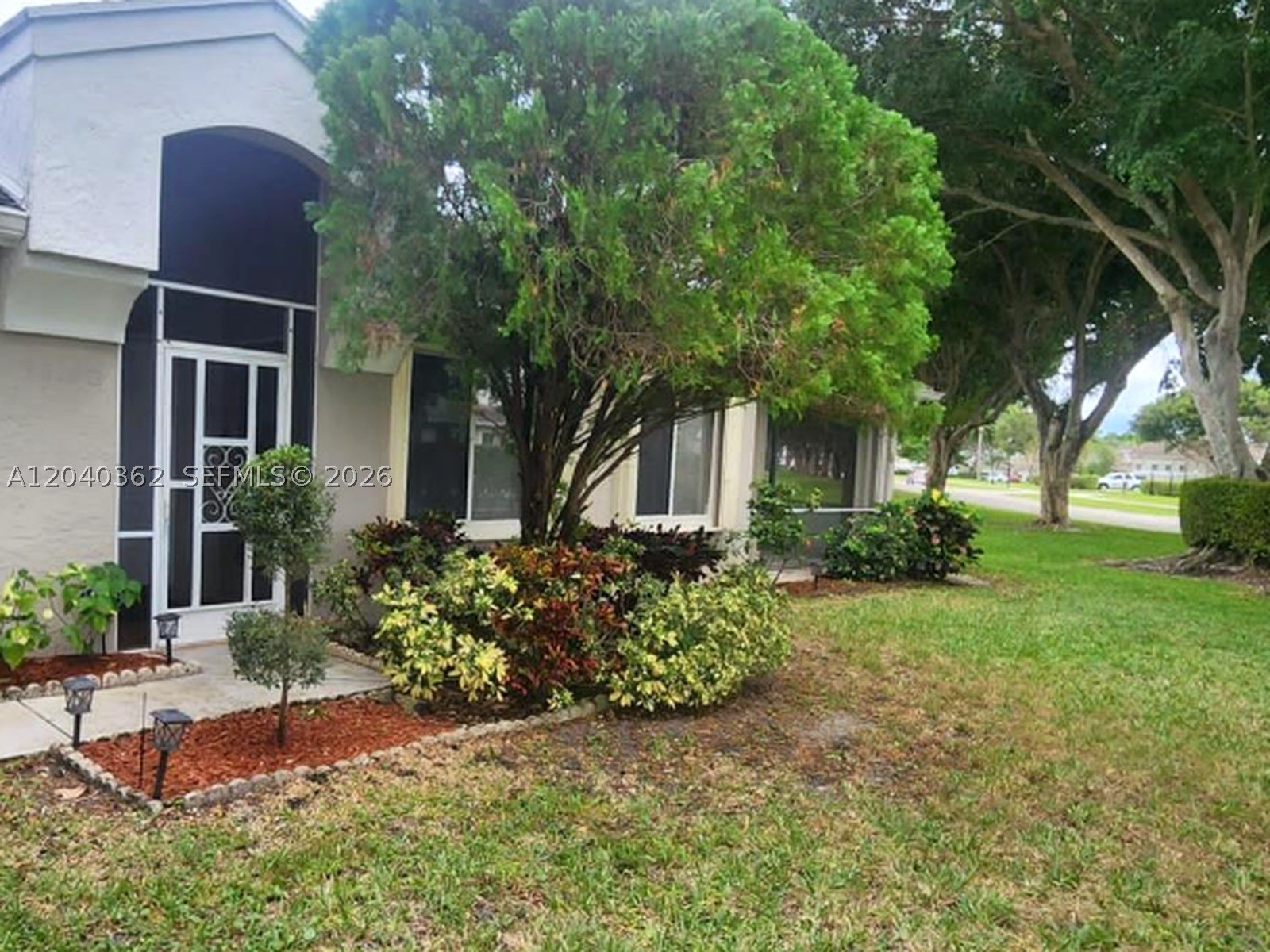BOCA GARDENS 4 - Residential Lease