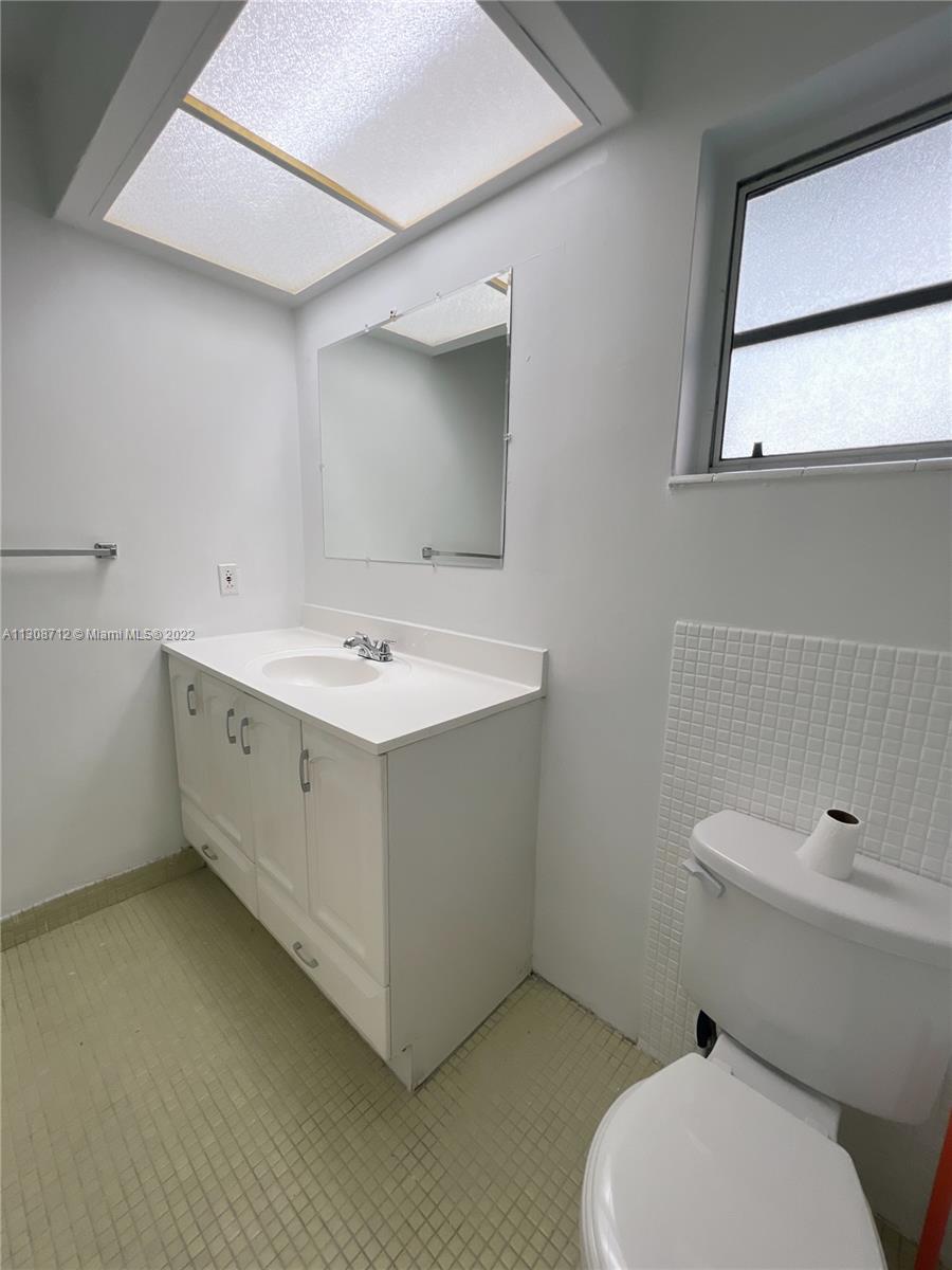 VILLAGE AT DADELAND CONDO - Residential Lease