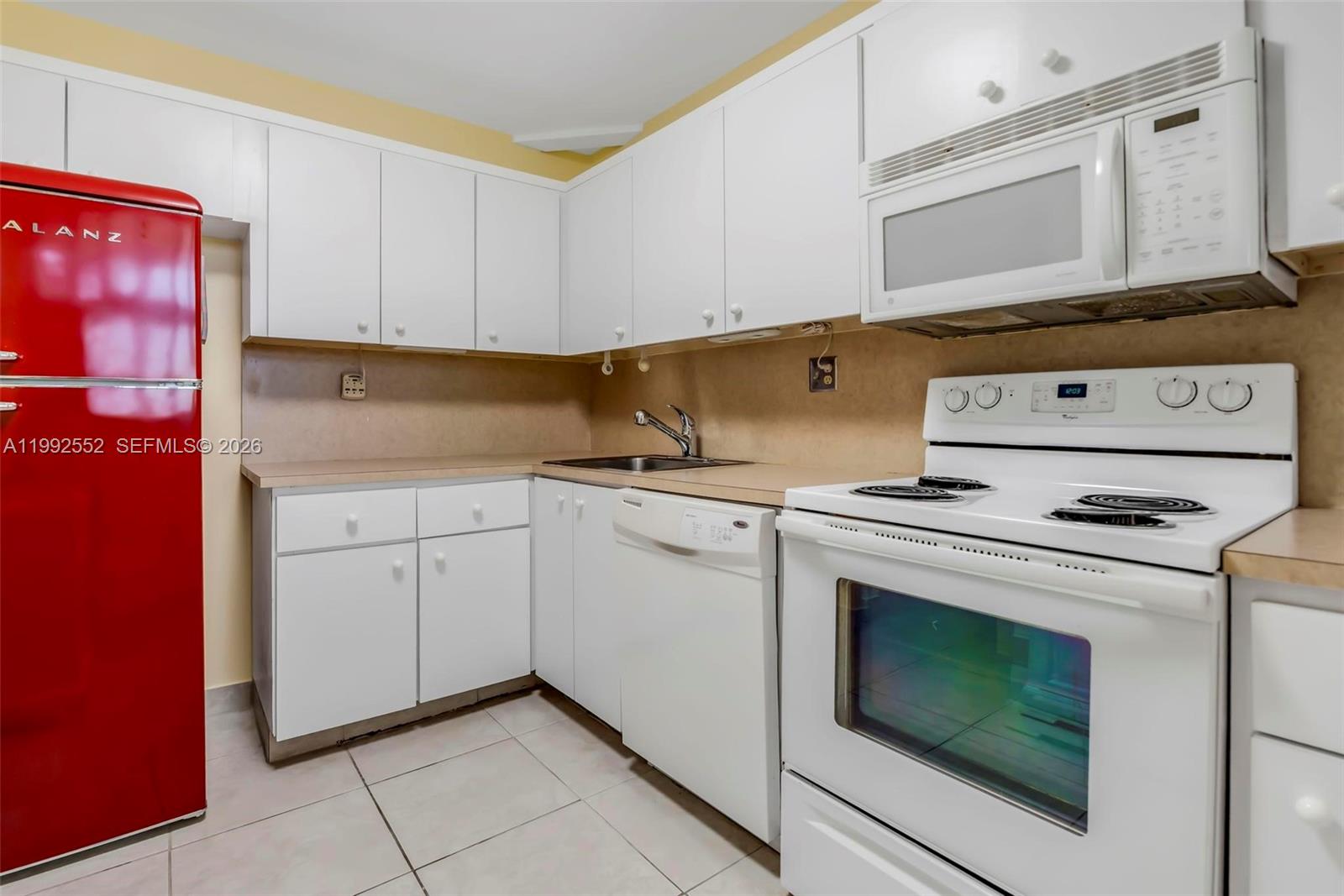 CONDOMINIUM 8 OF ENVIRON - Residential