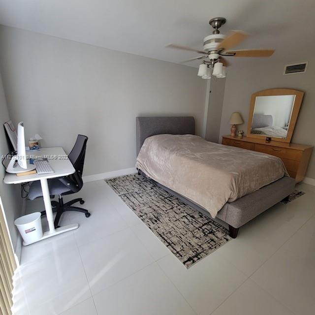 ALLINGTON TOWERS NORTH CO - Residential Lease