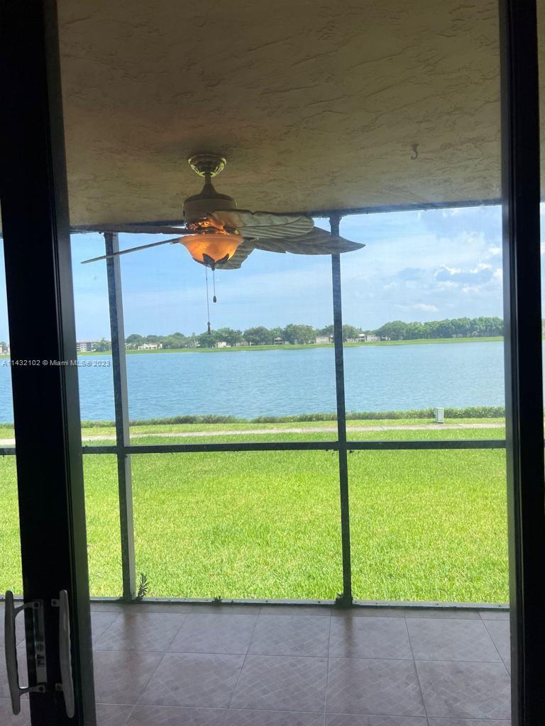 LAKEVIEW OF THE CALF CLUB - Residential Lease