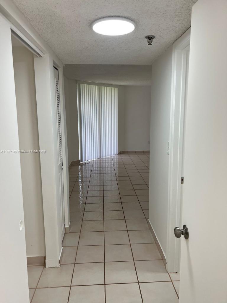 LAKEVIEW OF THE CALF CLUB - Residential Lease