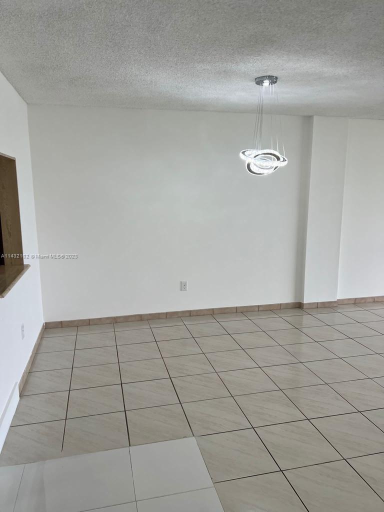 LAKEVIEW OF THE CALF CLUB - Residential Lease