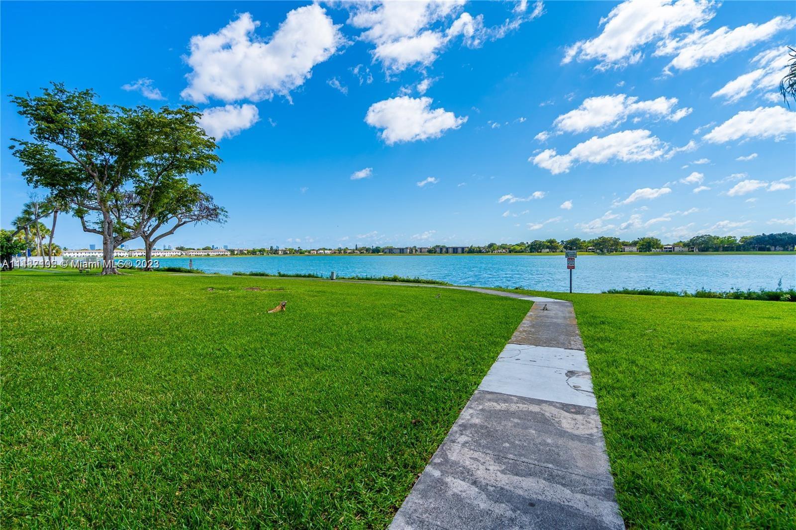 LAKEVIEW OF THE CALF CLUB - Residential Lease