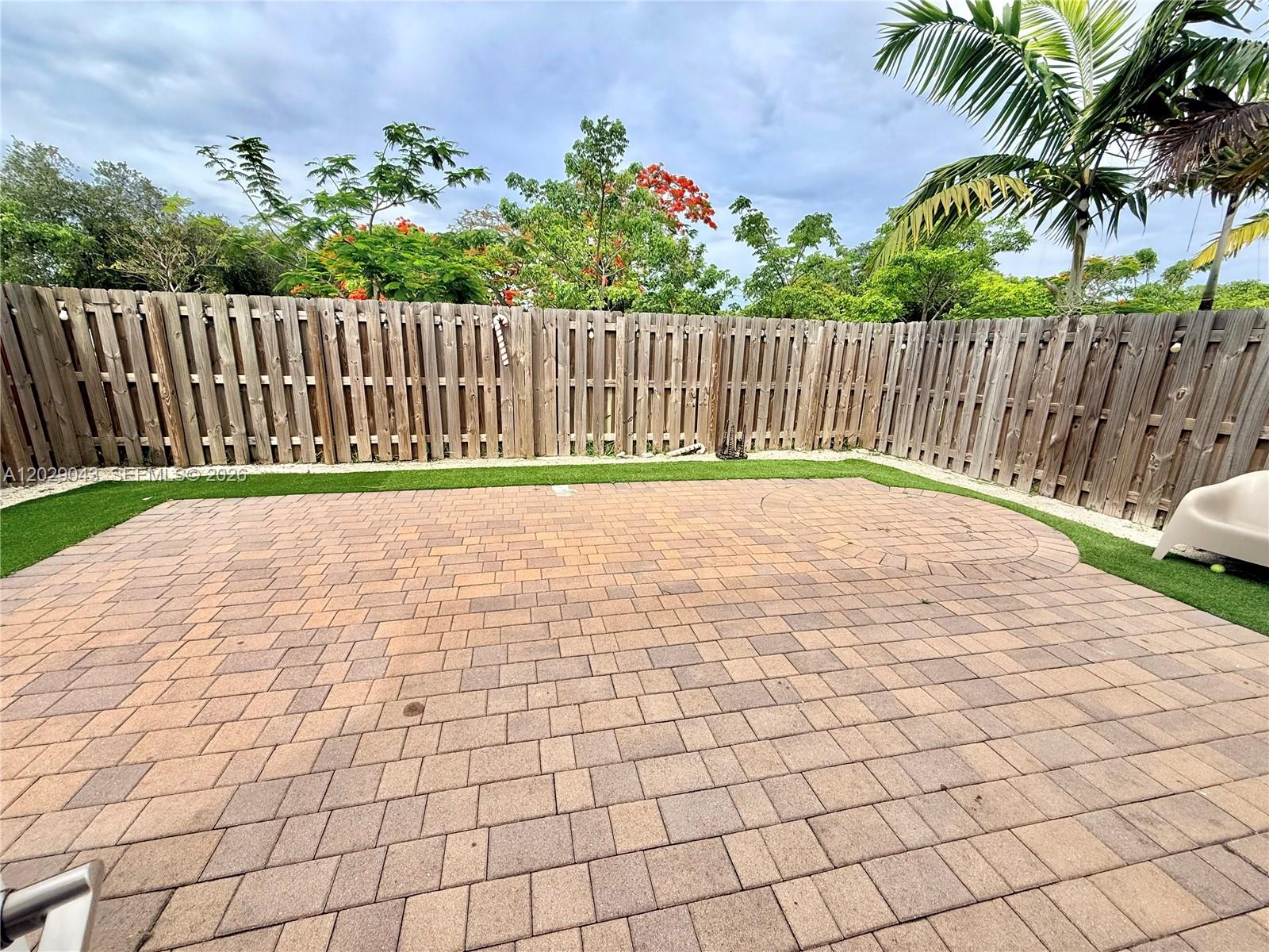 GOLF PARK SEC 1 - Residential
