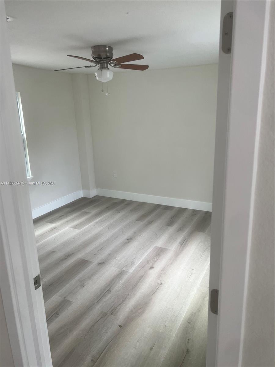 COLONIAL ESTATES - Residential Lease