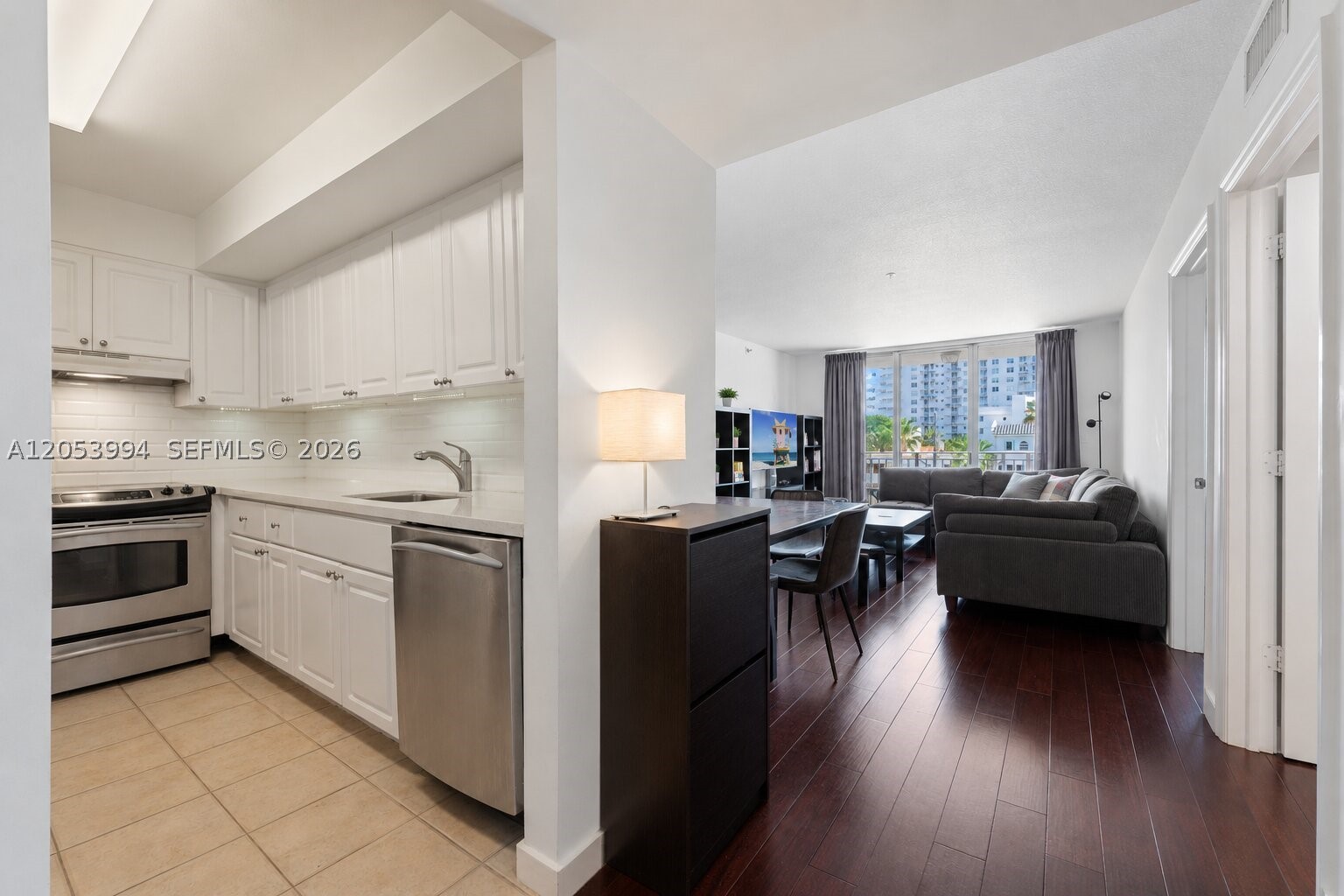 CAPOMAR CONDO - Residential