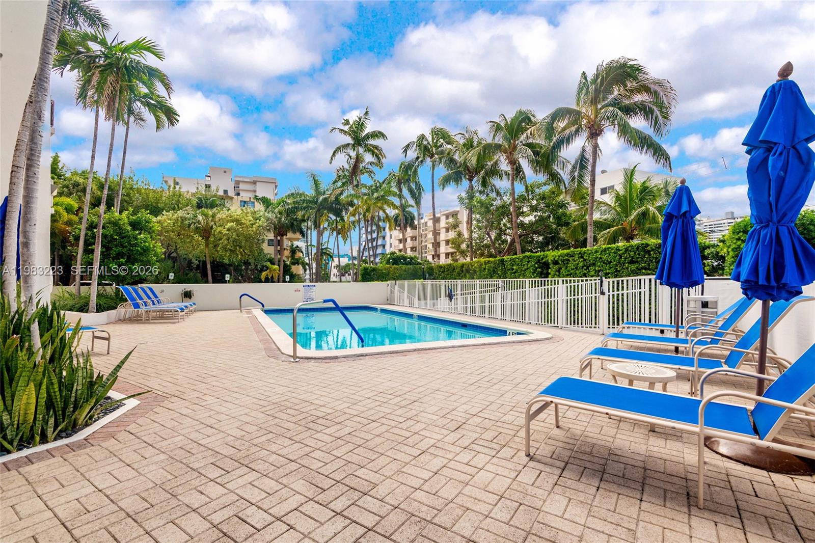 WEST BAY PLAZA CONDO - Residential