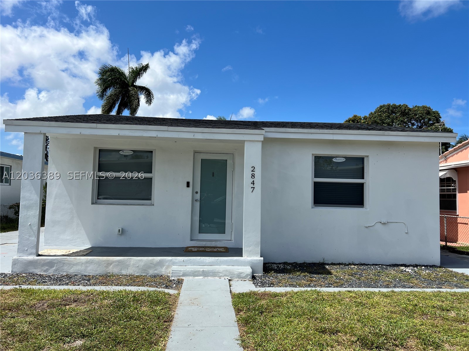 HOLLYWOOD LITTLE RANCHES - Residential Lease