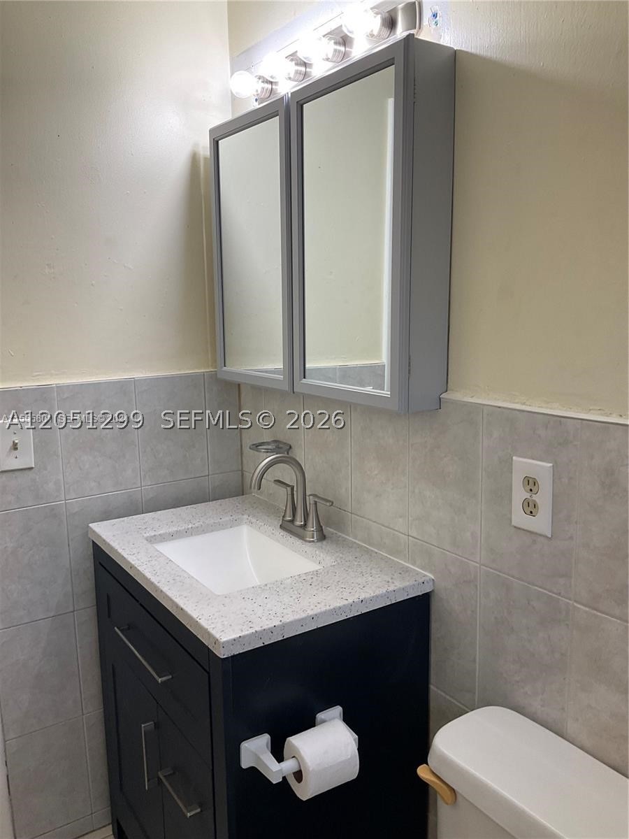 2ND - Residential Lease