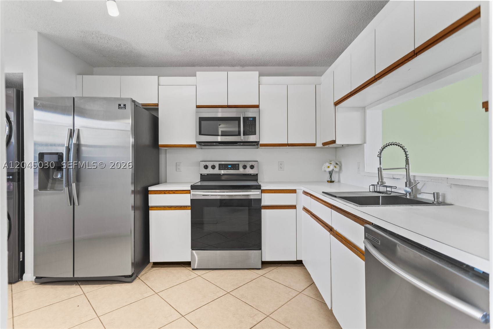 CAMBRIDGE AT CENTURY - Residential