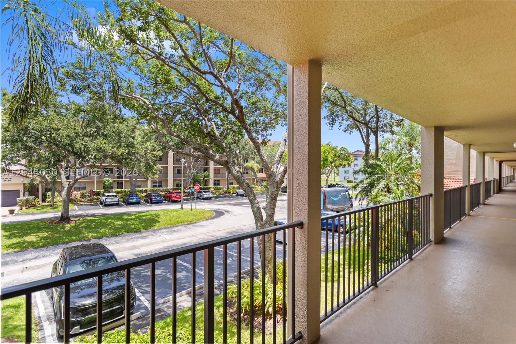 CAMBRIDGE AT CENTURY - Residential