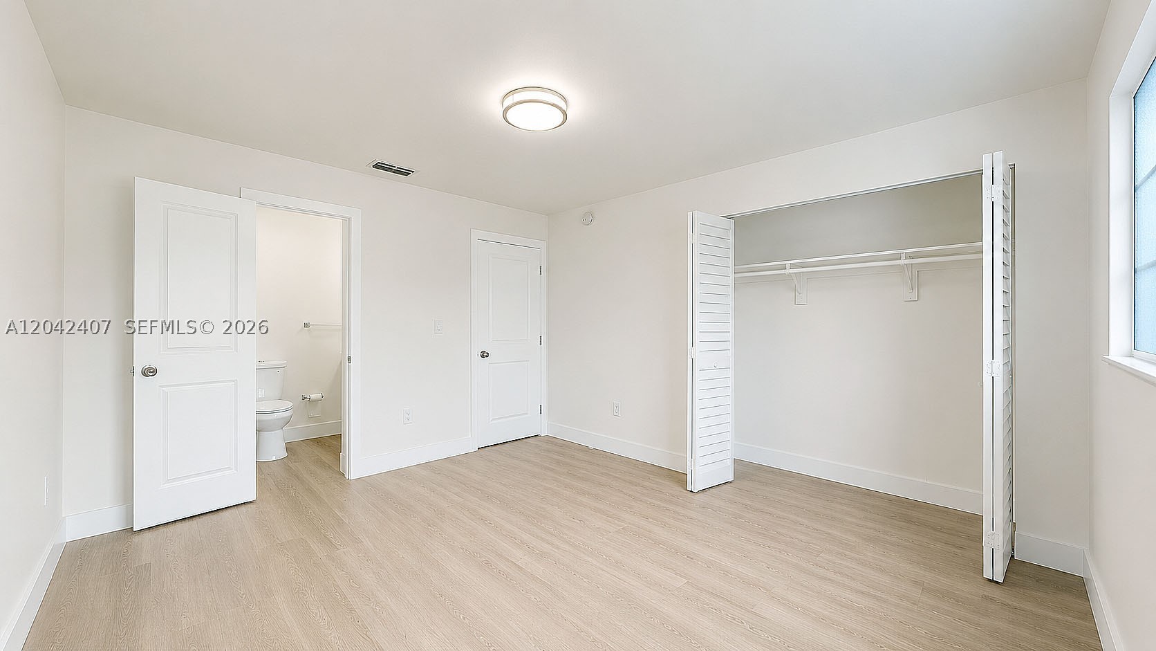HIALEAH CLUB SUB - Residential Lease