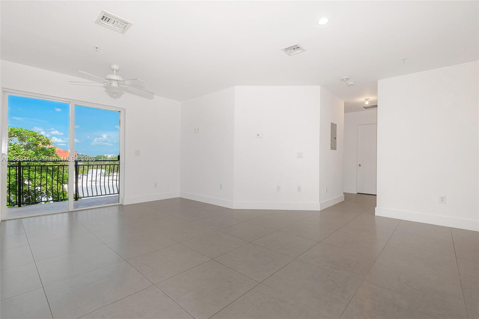 DANIA PLACE (THE) CONDO - Residential Lease