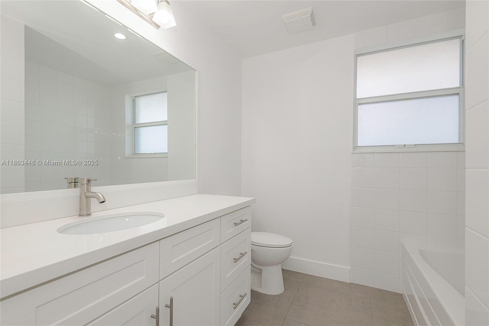 DANIA PLACE (THE) CONDO - Residential Lease