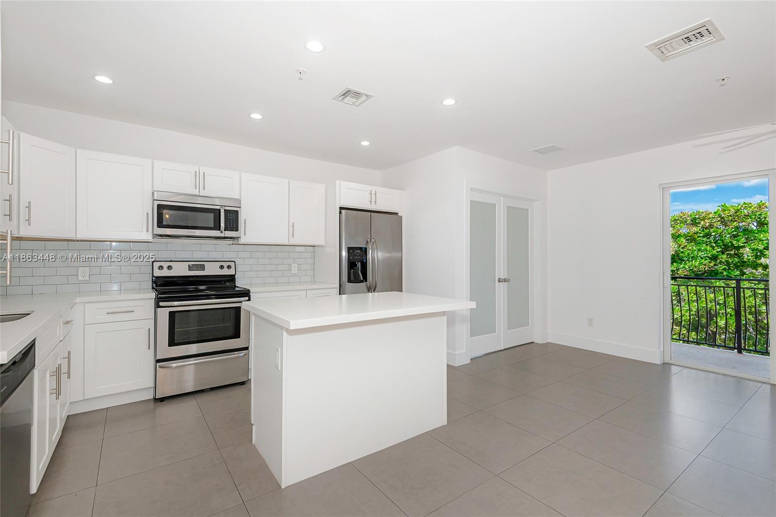 DANIA PLACE (THE) CONDO - Residential Lease
