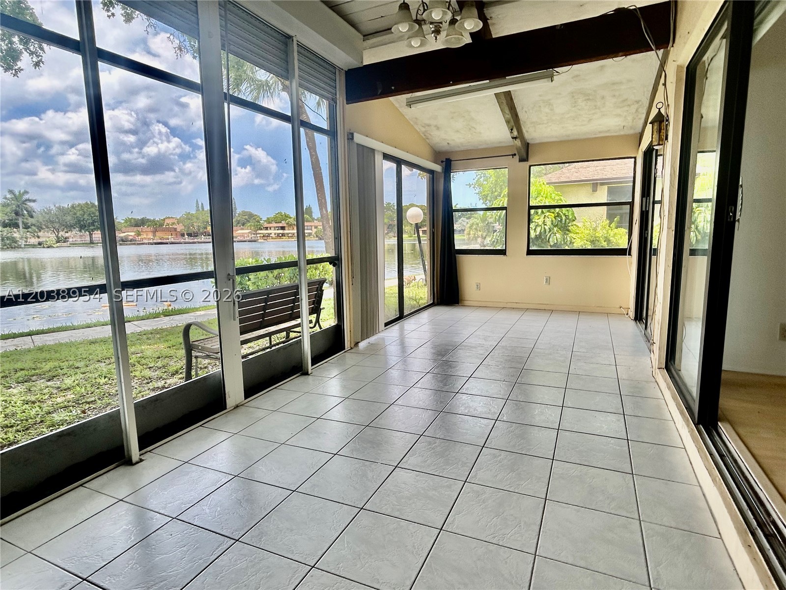 VILLAS AT CARRIAGE HILLS - Residential