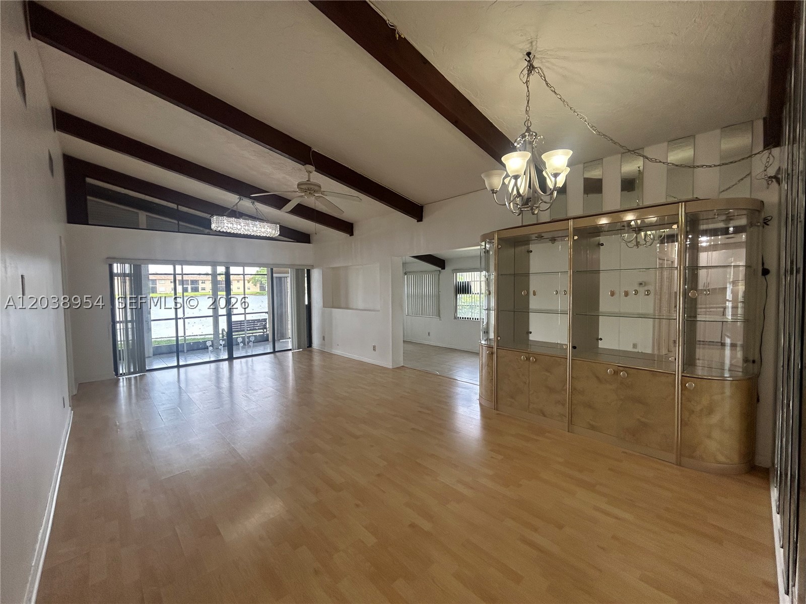 VILLAS AT CARRIAGE HILLS - Residential