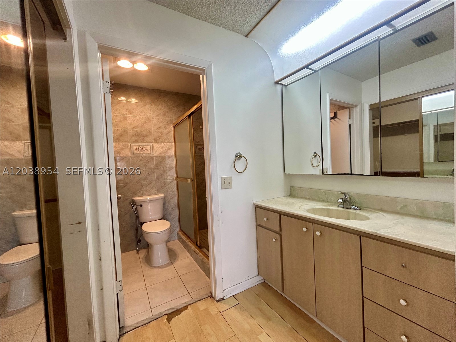 VILLAS AT CARRIAGE HILLS - Residential