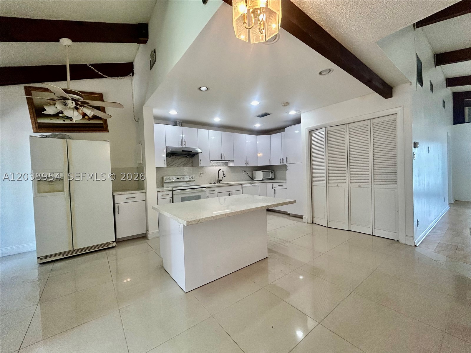 VILLAS AT CARRIAGE HILLS - Residential