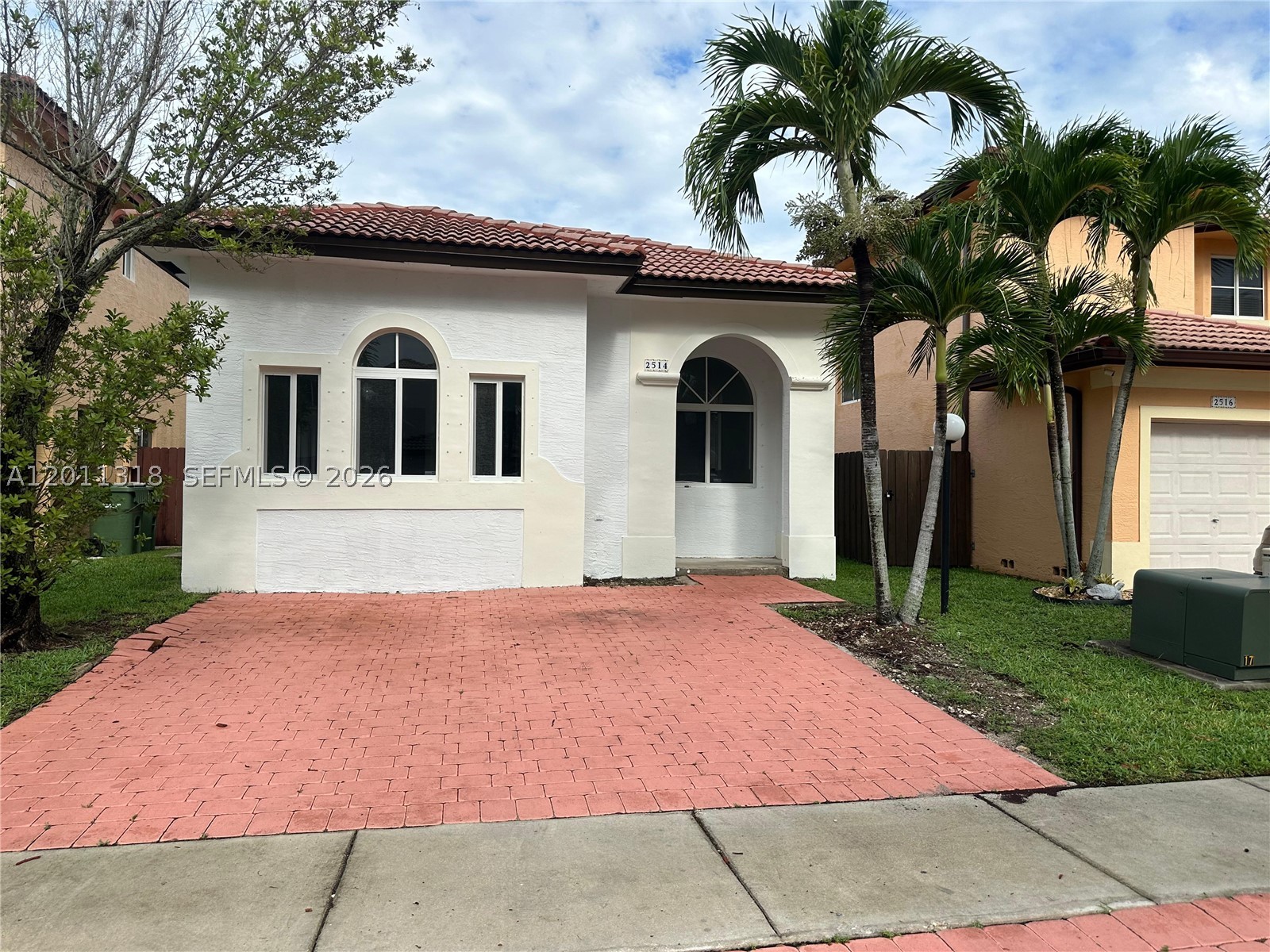 MEGHANS PLACE - Residential
