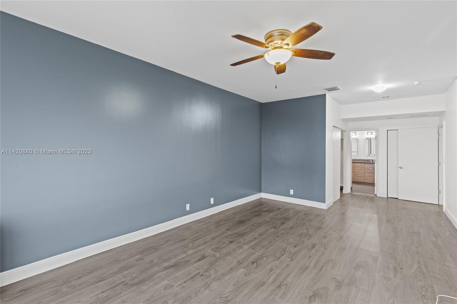 OCEAN CLUB CONDO - Residential Lease