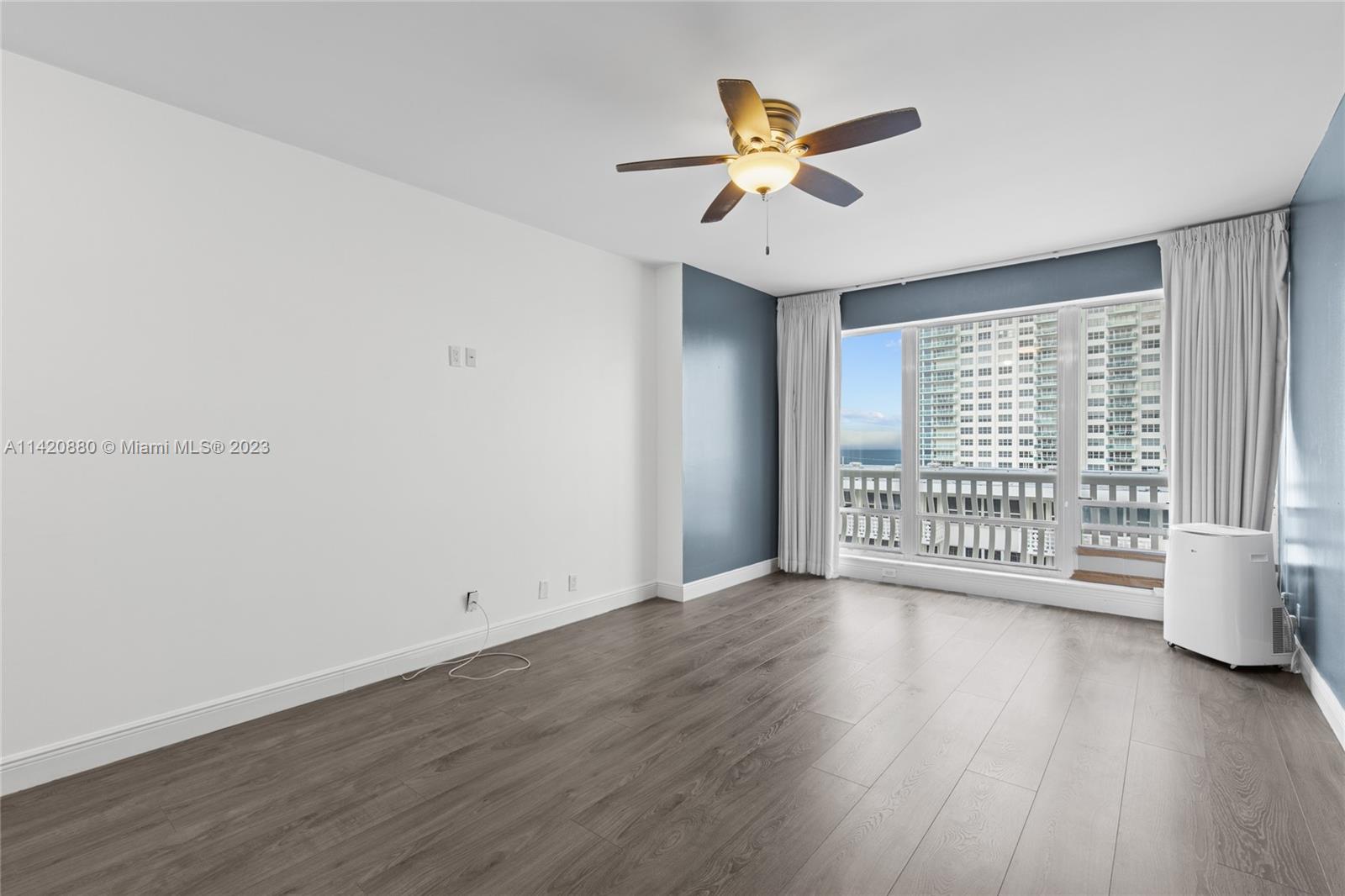 OCEAN CLUB CONDO - Residential Lease