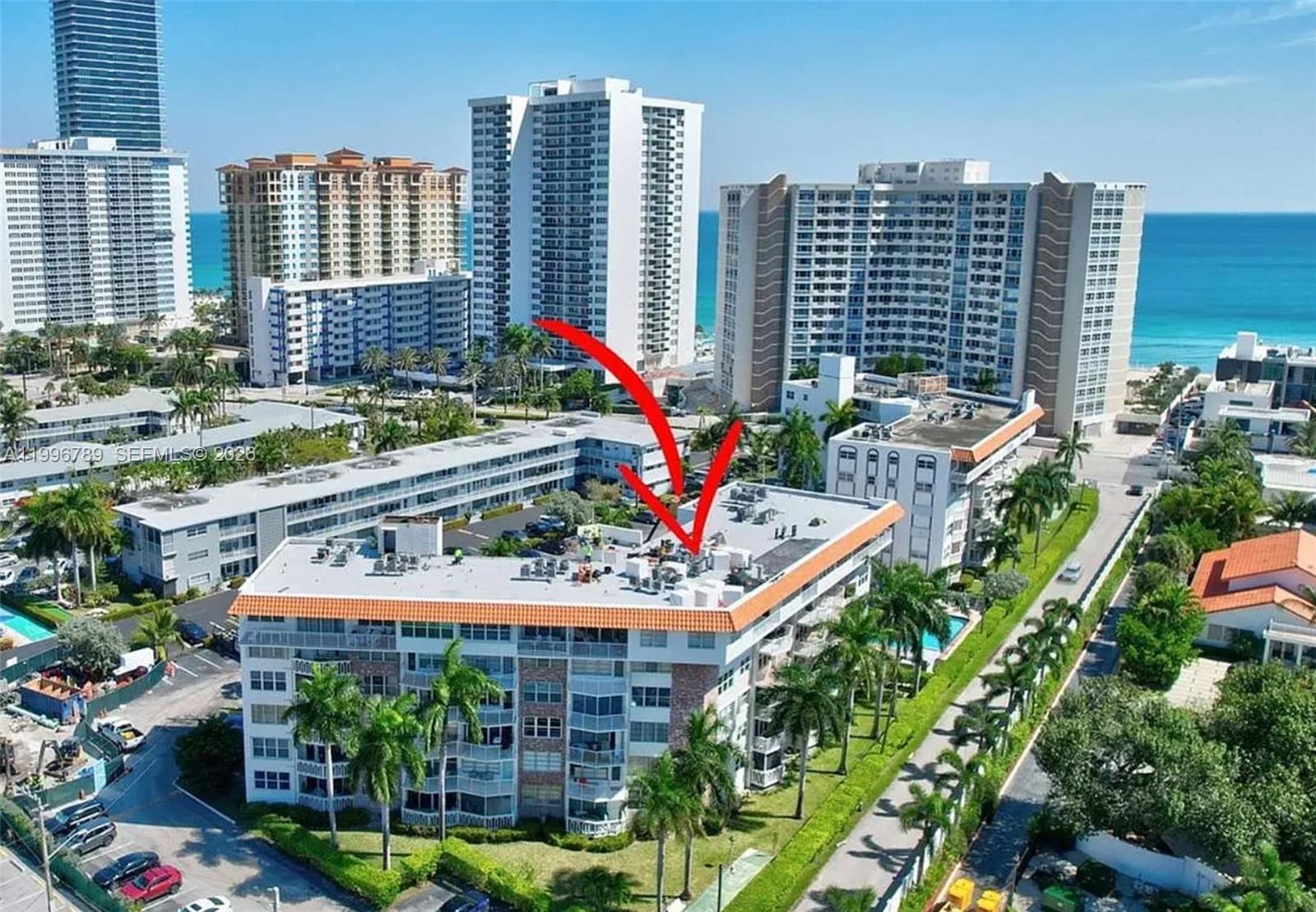 GOLDEN VIEW CONDO - Residential