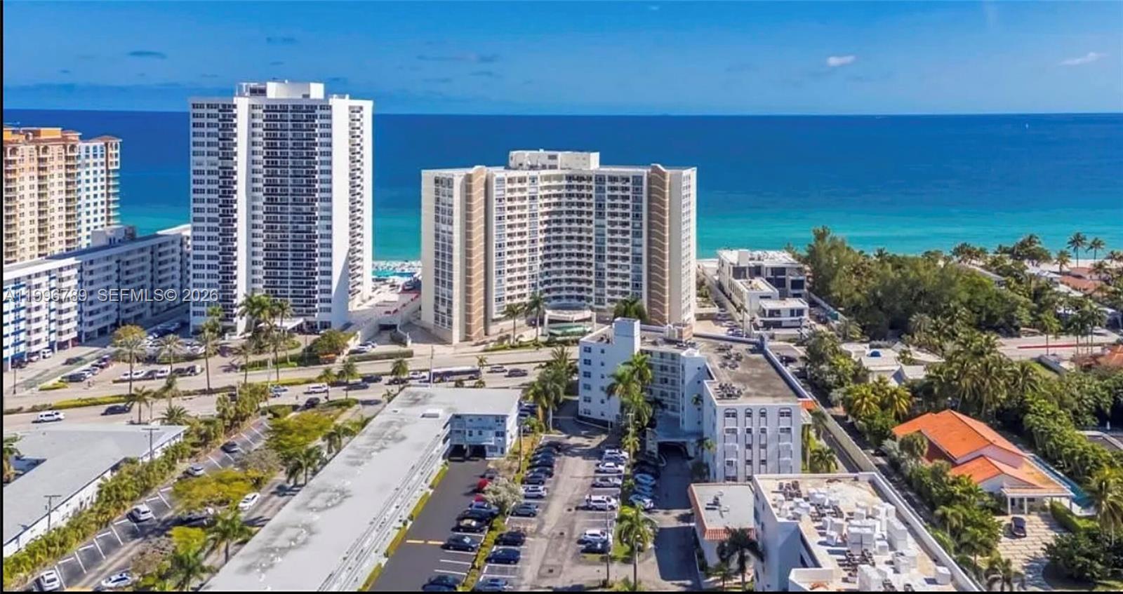 GOLDEN VIEW CONDO - Residential
