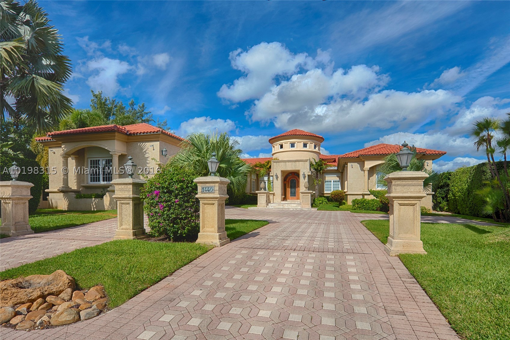 Located on beautiful Biscaya Island, this contemporary Mediterranean waterfront home designed by award-winning architect Barry Sugarman sits on a 18,400 SF lot & features an elegant foyer w/rotunda ceiling, exquisite oak wood floors, open dining & living areas with 17’ ceilings. Gourmet kitchen w/top appliances. Master suite boasts full his/hers walk-in closets & his/hers master baths with open views to the Intracoastal. Manicured landscaping, Intracoastal views & direct access to bay complete this home.