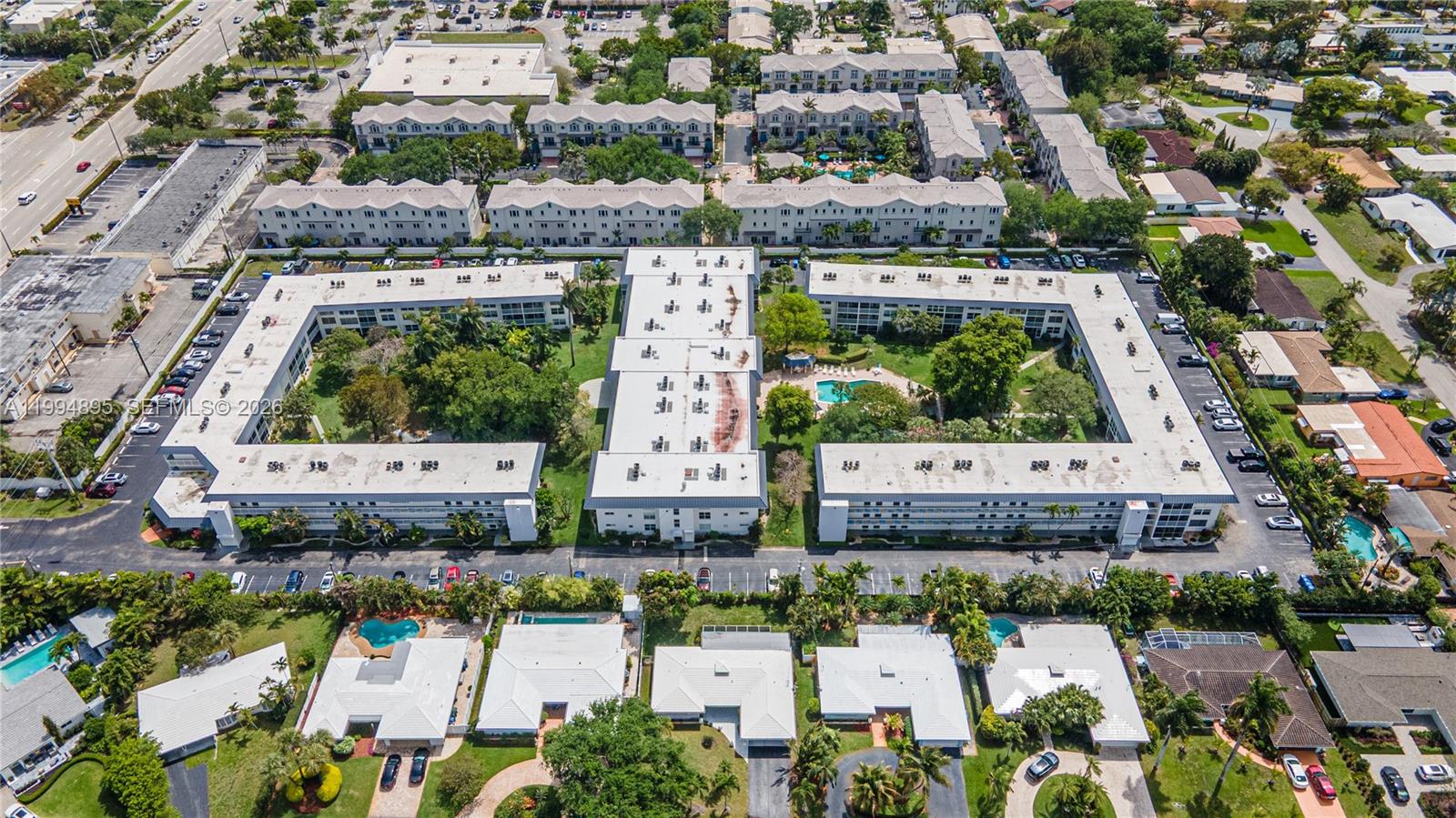 KINGS PARK GARDEN APTS CO - Residential