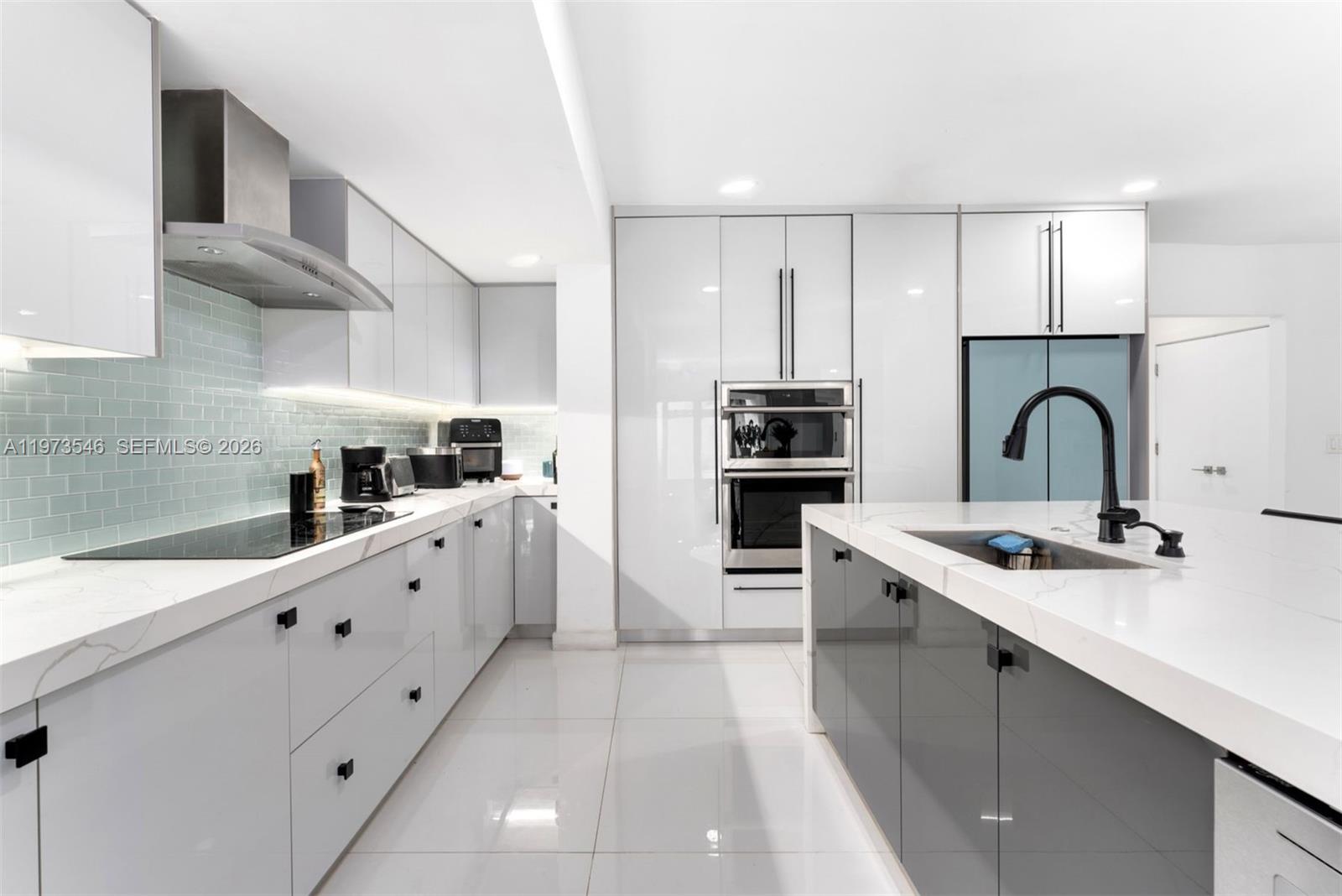 BRICKELL HAMMOCK UNIT NO - Residential