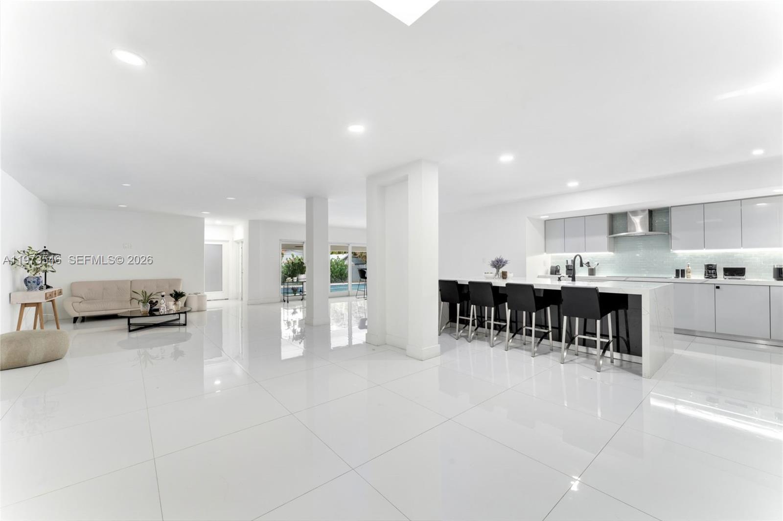 BRICKELL HAMMOCK UNIT NO - Residential