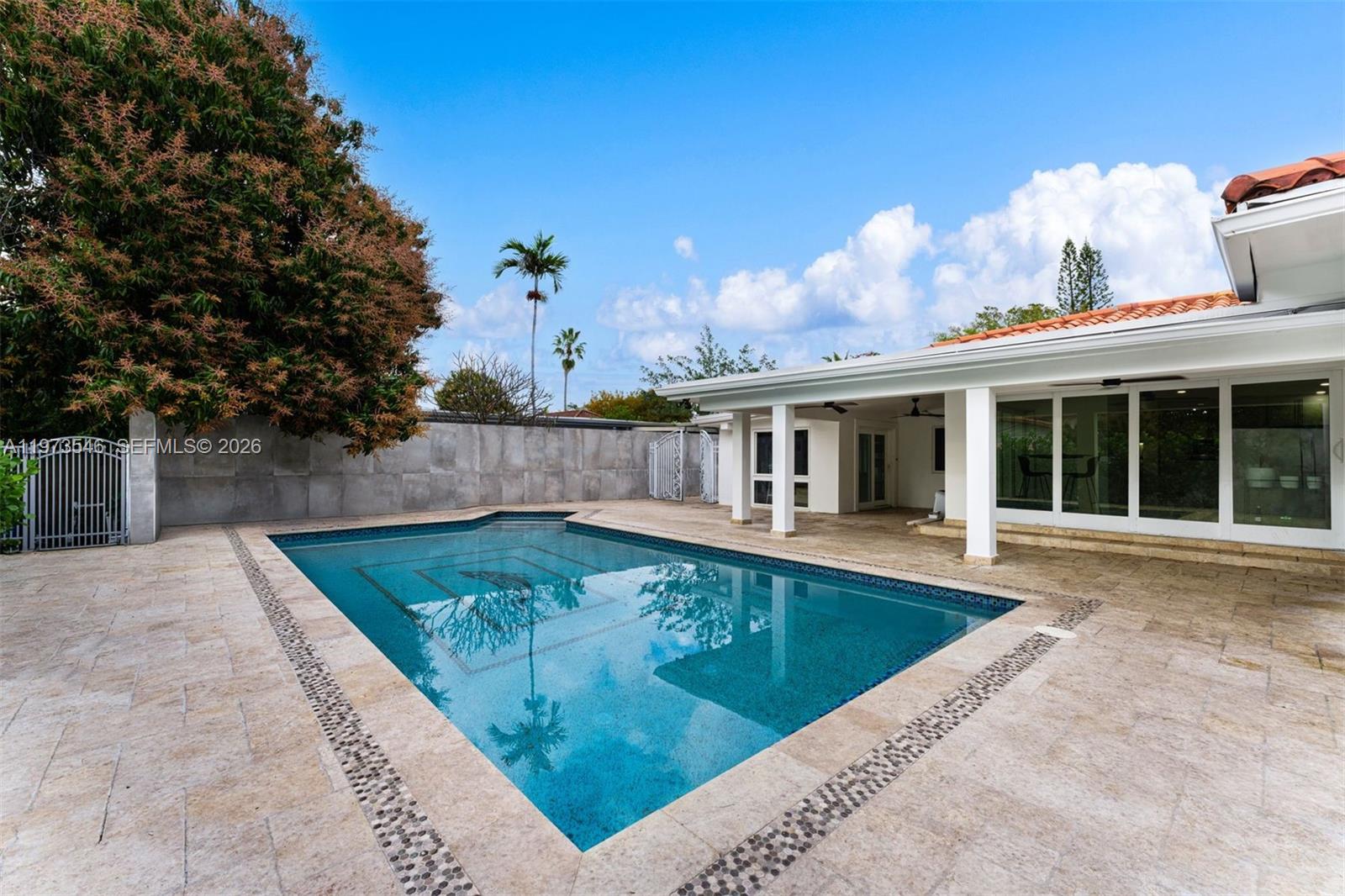 BRICKELL HAMMOCK UNIT NO - Residential