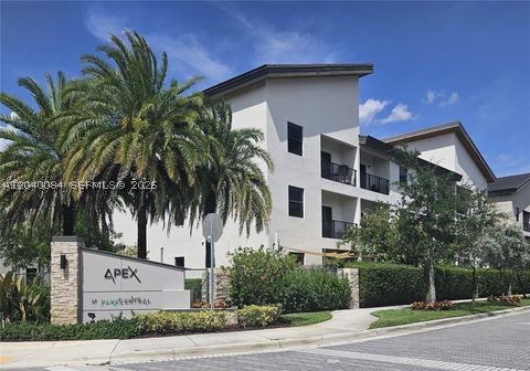 APEX AT PARK CENTRAL COND - Residential